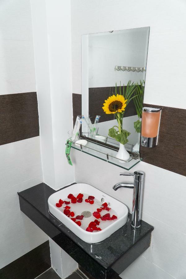 Golden Soulmate Homestay ホイアン エクステリア 写真